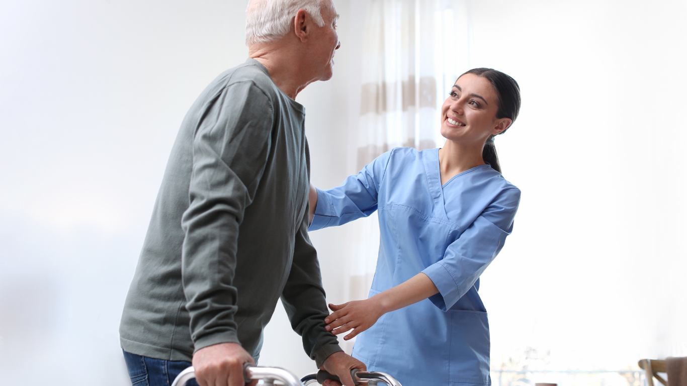 Live-in elder care service in Delhi