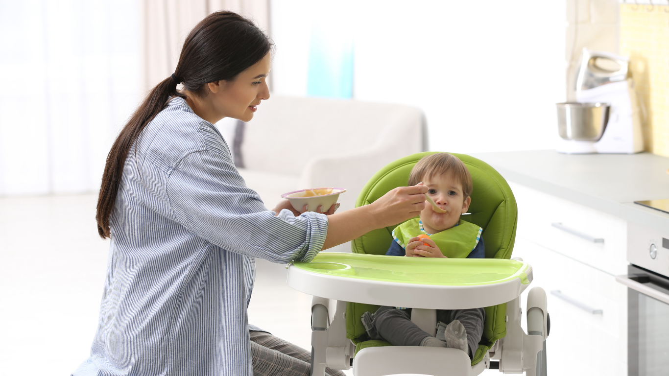 Live-in babysitter service in Delhi